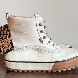 Vans MTE Vintage White High-Top Boots